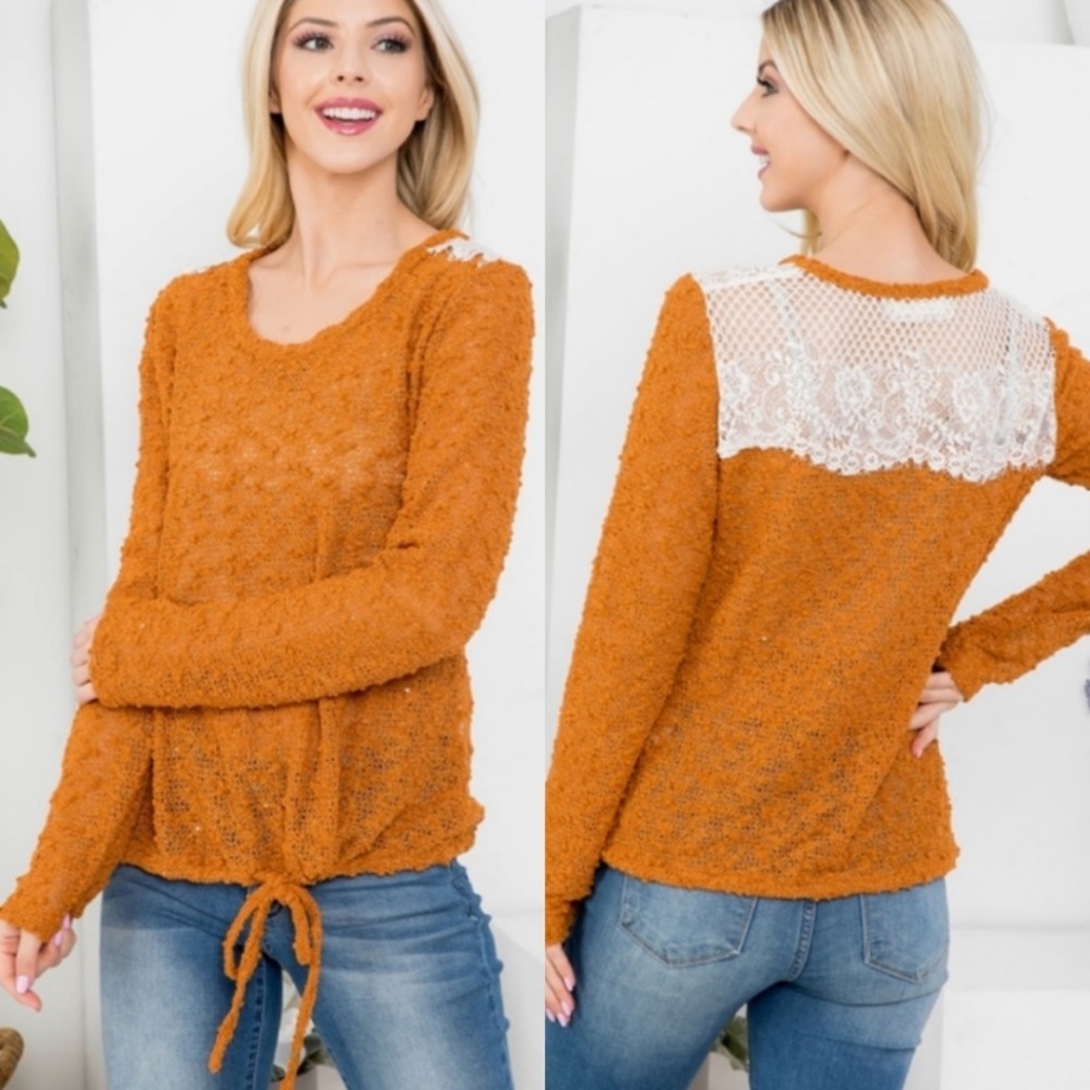 🌺Hand made Lace back knit Top